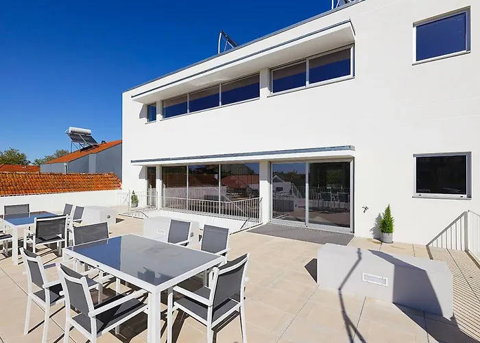 Uporto House Residence